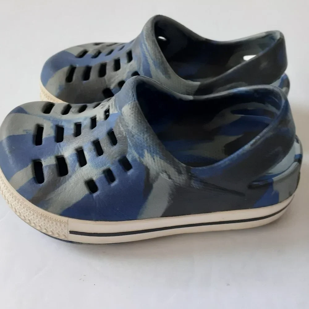 Airwalk Boys Shoes Blue Foam Clog Slip On Size 7.5-8